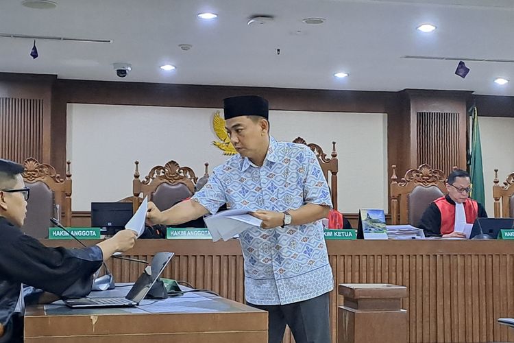 Verdict Hearing for Former Ombudsman Chairman Hery Susanto Set for November 5