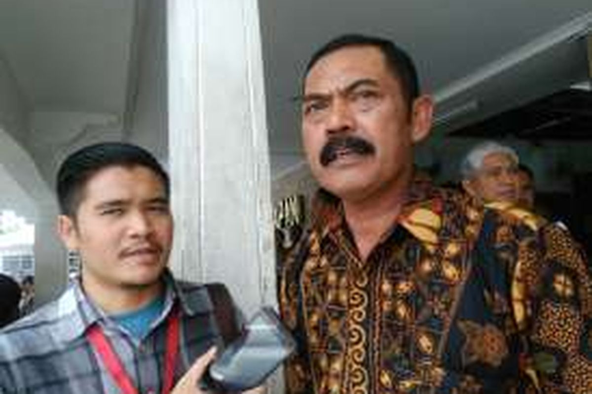 Walikota Surakarta FX Hadi Rudyatmo di Stasiun Solo Balapan, Jawa Tengah, Minggu (9/10/2016). 