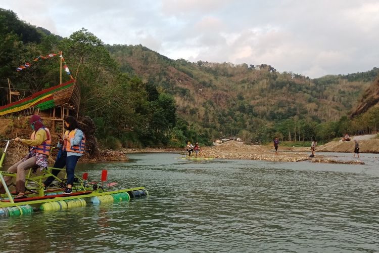 Tempat wisata di tengah perbukitan bernama Desa Wisata Srikeminut di Yogyakarta.