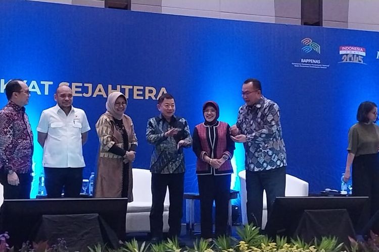 Menteri PPN/Kepala Bappenas Suharso Monoarfa menjadi pembicara dalam Focus Group Discussion yang dihelat Kementerian PPN dan Harian Kompas, Jakarta, Senin (5/6/2023). 