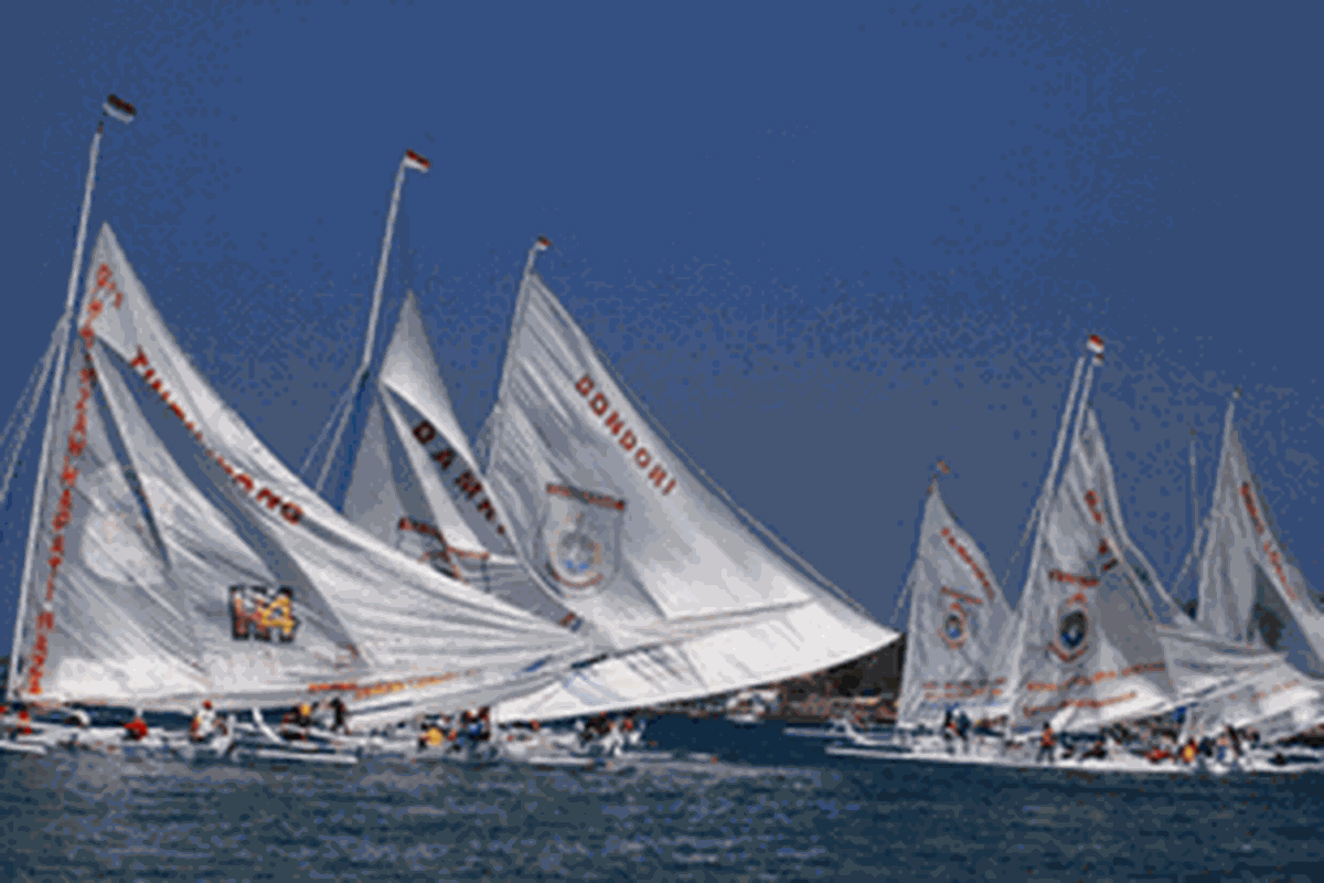 Sandeq Race di Majene, Sulawesi Barat, Senin (3/9/2012).