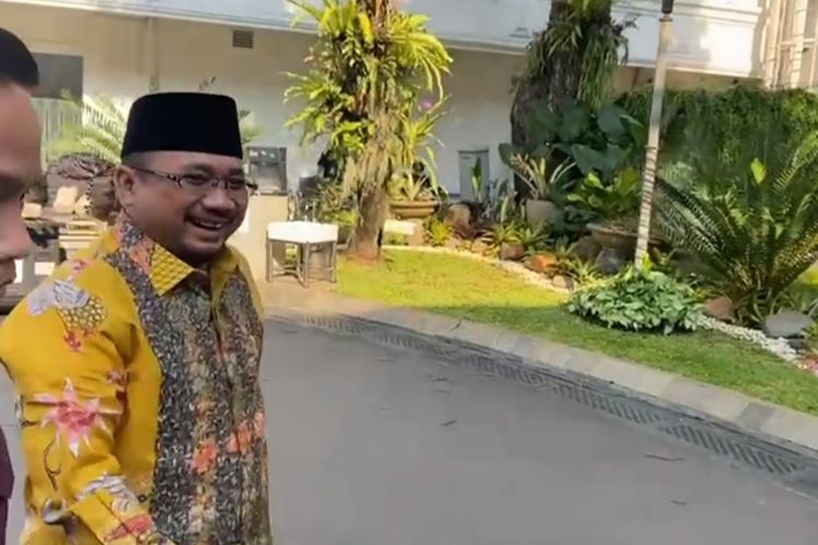 Menang Yaqut Cholil Qoumas di Kompleks Istana Kepresidenan, Jakarta, Rabu (4/10/2023).