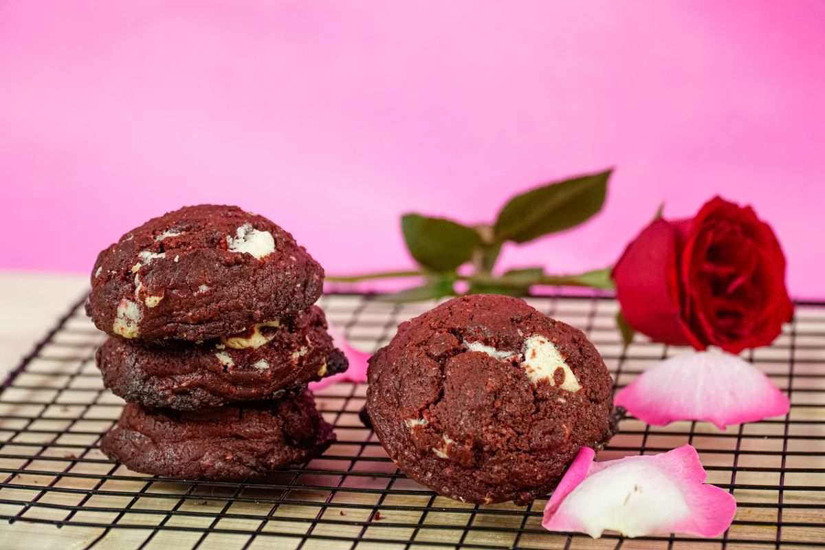 Red velvet cookies