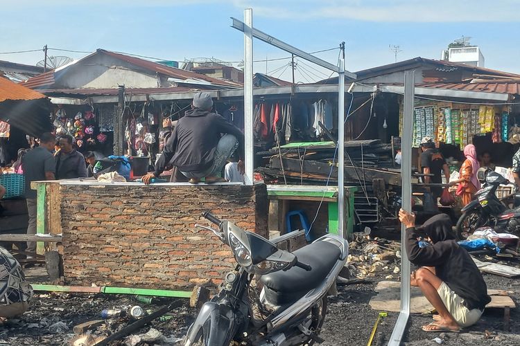 Bangkit dari Kebakaran Pasar Dwikora, Pedagang Siantar Bangun Kios Sendiri: Buat Bayar Utang, Sekolah Anak