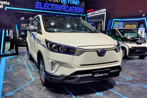 Toyota Masih Studi Kendaraan Listrik lewat Innova EV