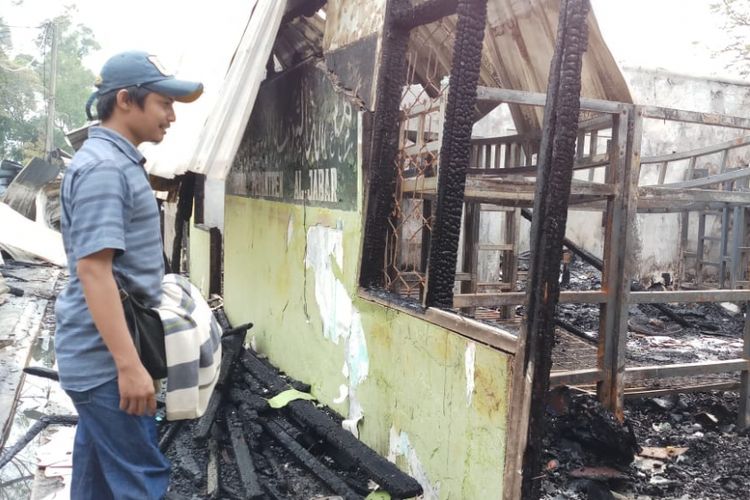 Kondisi ponpes dan pantiasuhan Al Jabar bengkong beserta belasan rumah yang hangus terbakar dan rata dengan tanah