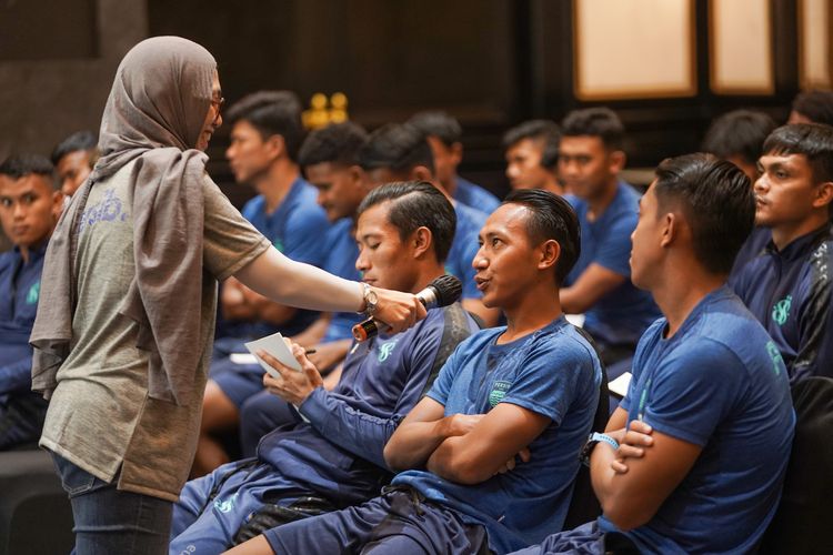 Para pemain Persib dalam pertemuan tertutup yang dilaksanakan internal tim Senin (18/7/2022) sore di salah satu hotel di Kota Bandung.