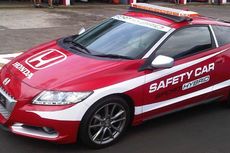 Kawal Balap Motor, Honda CR-Z Tambah Eksis