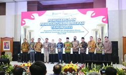 Jawa Barat Raih Penghargaan Provinsi Terbaik Pertama Se-Indonesia