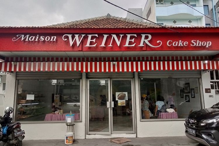 Toko kue legendaris Maison Weiner di Kwitang