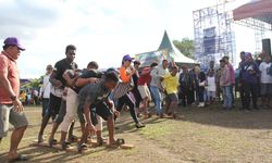 Lomba Bakiak, Puncak Keseruan Festival Crossborder Sota 2019