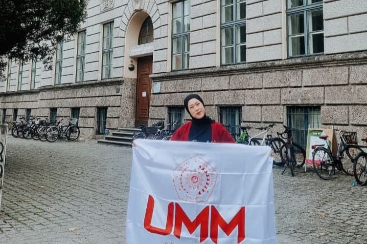 Dosen Sastra Indonesia Fida Dapat Beasiswa S3 ke Austria Berkat Riset Bahasa dan AI