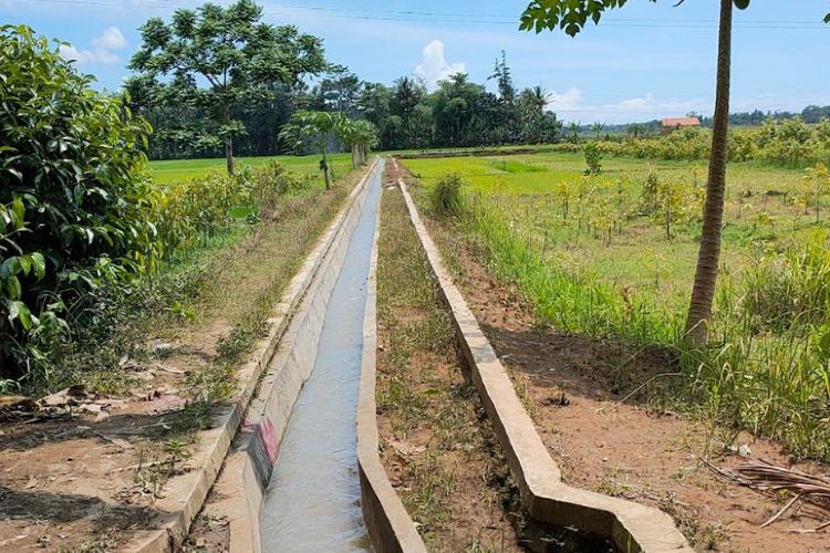 Pembangunan RJIT untuk Kelompok Tani (Poktan) Sri Wangun Sari di Desa Kertawinangun, Kecamatan Mandirancan, Kabupaten Kuningan, Jawa Barat (Jabar)
