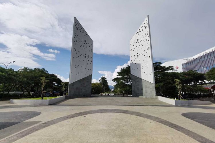 Monumen Perjuangan Pandemi Covid-19 Jabar di Jalan Surapati, Kota Bandung.