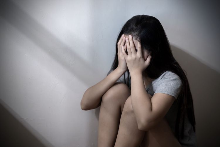 Ilustrasi bentuk-bentuk kekerasan terhadap anak perempuan di Indonesia.