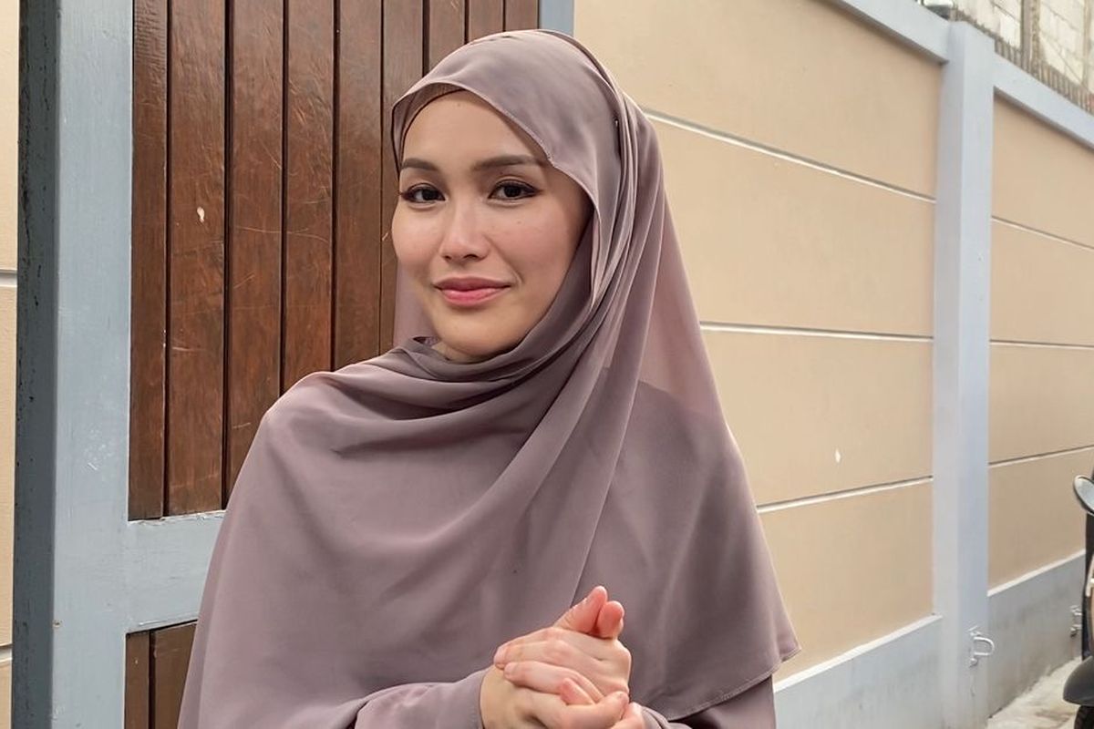 Ayu Ting Ting Rencanakan Liburan Lebaran ke Beijing dan Korea Bersama Putri