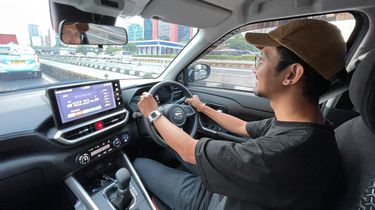 Cara Mengemudi yang Bisa Memperpendek Umur Baterai Hybrid