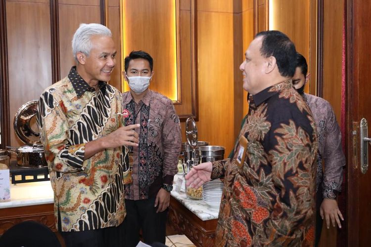 Gubernur Jateng Ganjar Pranowo menghadiri pembukaan Hakordia di Gedung Negara Grahadi Surabaya, Kamis (1/12/2022).