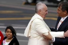 Paus Fransiskus Memulai Tur Amerika Latin di Quito