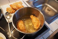 Tips Mengurangi Penyerapan Minyak Saat Deep Frying 