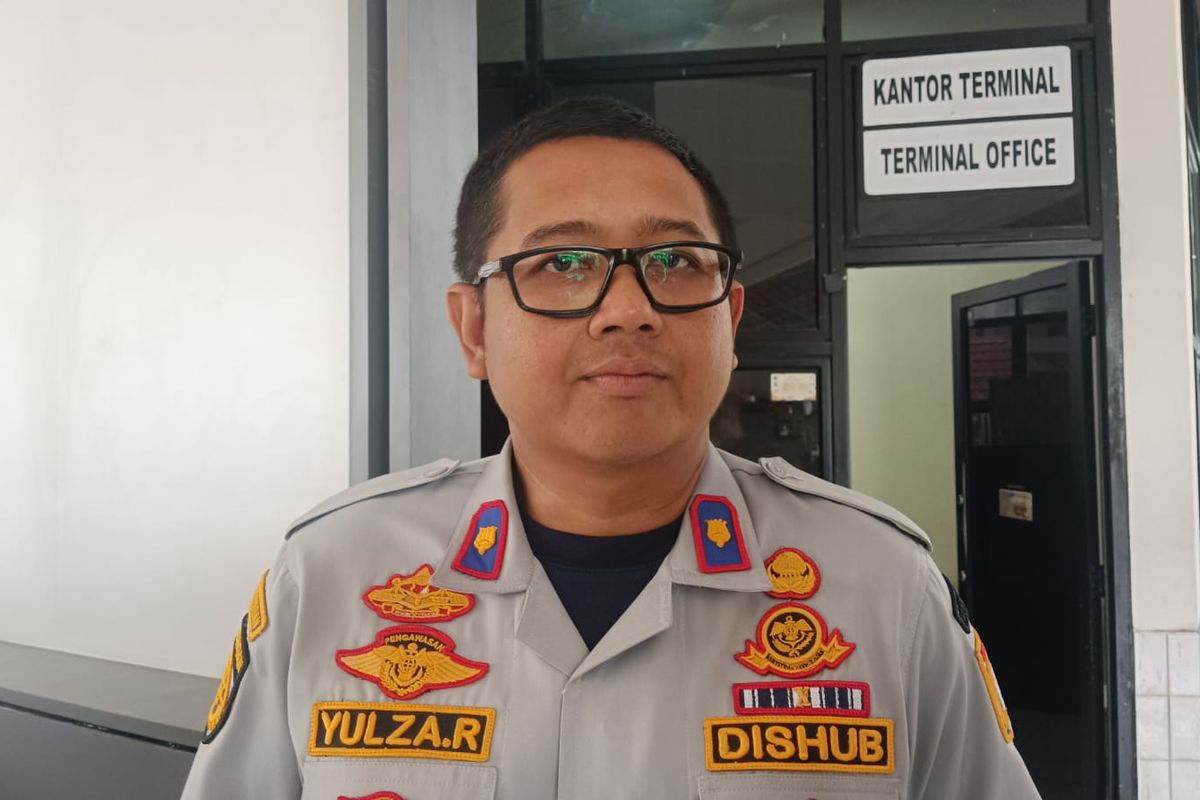 Kepala Terminal Kampung Rambutan, Yulza Ramadhoni saat ditemui di lokasi, Selasa (25/4/2023).