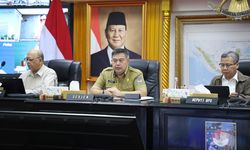 Dorong Stabilisasi Harga Beras, Sekjen Kemendagri Minta Pemda Dukung Perum Bulog Realisasikan Program SPHP