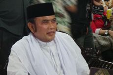 Rhoma Jenguk Dul, Ahmad Dhani Cium Tangannya 