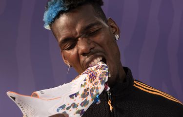 Paul Pogba berkolborasi dengan adidas by Stella McCartney merilis Predator Freak, sepatu sepak bola pertama yang 100 persen vegan.