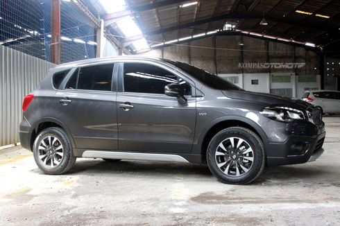 Mencari Sisa Suzuki S-Cross di Diler