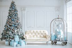 5 Ide Dekorasi Natal Berwarna Biru, Berikan Suasana Cantik dan Tenang