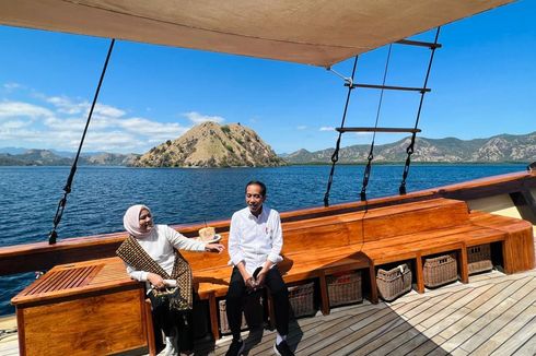 Saat Presiden Jokowi dan Ibu Iriana Bersantai di Atas Kapal Pinisi Menuju Taman Nasional Komodo...