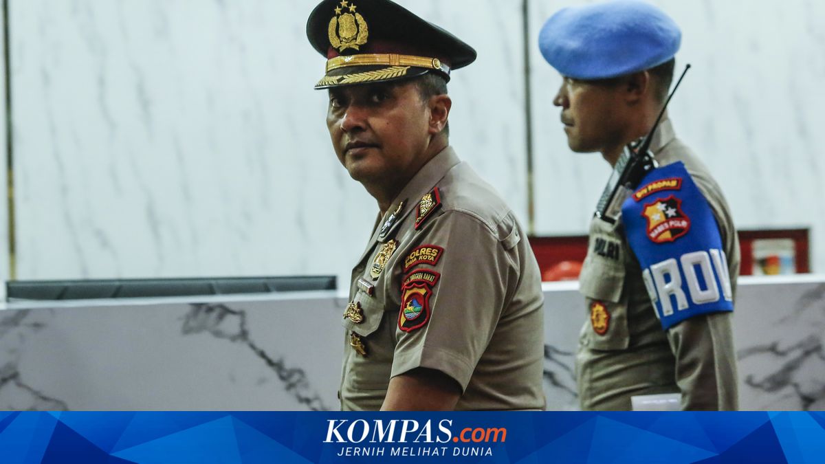 Eks Kapolres Bima Kota Disebut Umrahkan Keluarga Pakai Uang Setoran Jual Sabu