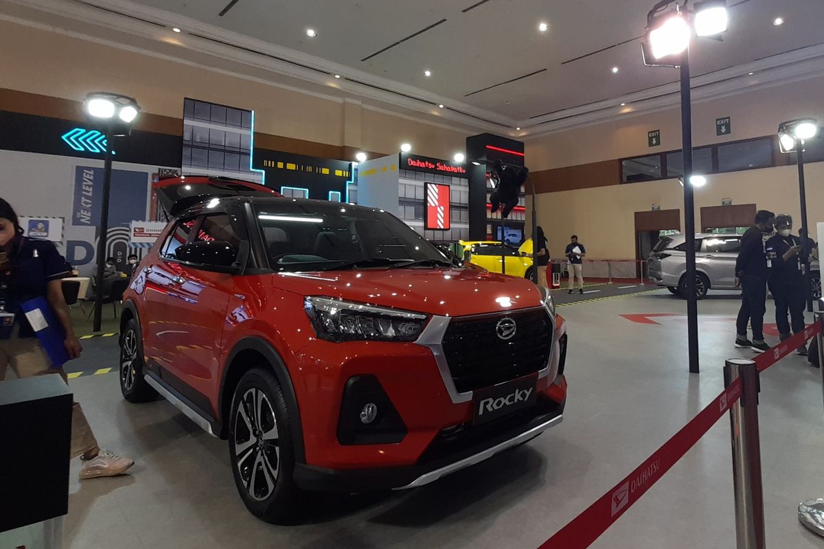 Daihatsu Rocky di Jakarta Auto Week 2022, Sabtu (12/3/2022).