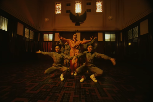 Rilis Video Klip Lagu F Yo Love Song, Agnez Mo Kembali Representasikan Indonesia