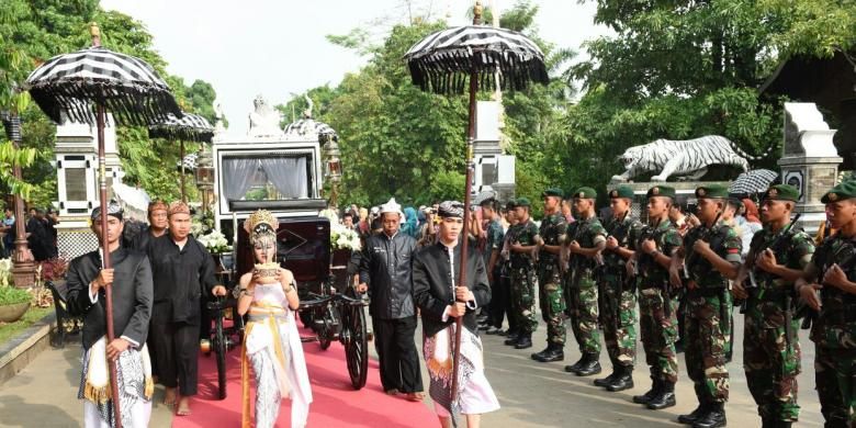 Kereta kencana Ki Jaga Raksa akan ikut andil dalam upacara peringatan Hari Raya Ulangtahun Republik Indonesia 2016 di Istana Merdeka. Pada hari itu, kereta kencana tersebut akan dinaiki orang untuk pertama kalinya.