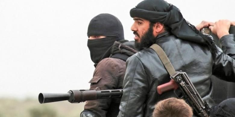 Kelompok militan Al-Nusra yang berafiliasi ke Al-Qaeda termasuk di dalam daftar kelompok teroris yang diawasi Amerika Serikat.