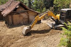 Lubang Misterius di Halaman Rumah Warga Kulon Progo Akhirnya Diuruk Tanah