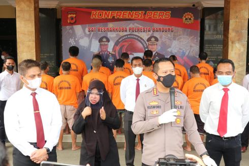 Manfaatkan Medsos untuk Jual Berbagai Jenis Narkoba, 14 Pengedar di Bandung Ditangkap