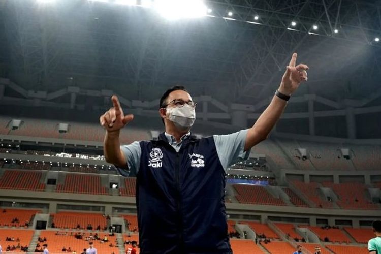 Gubernur DKI Jakarta Anies Baswedan di Jakarta International Stadium (JIS), Jakarta Utara.