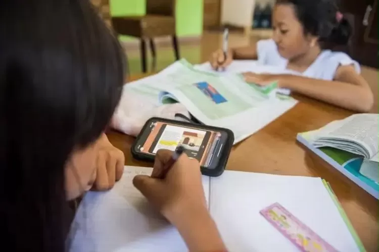 Sekolah di Depok Terapkan PJJ 2 Hari Imbas Erupsi Anak Krakatau
