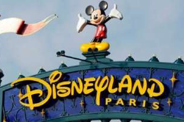 Disneyland Paris tetap buka setelah insiden Kamis lalu. 