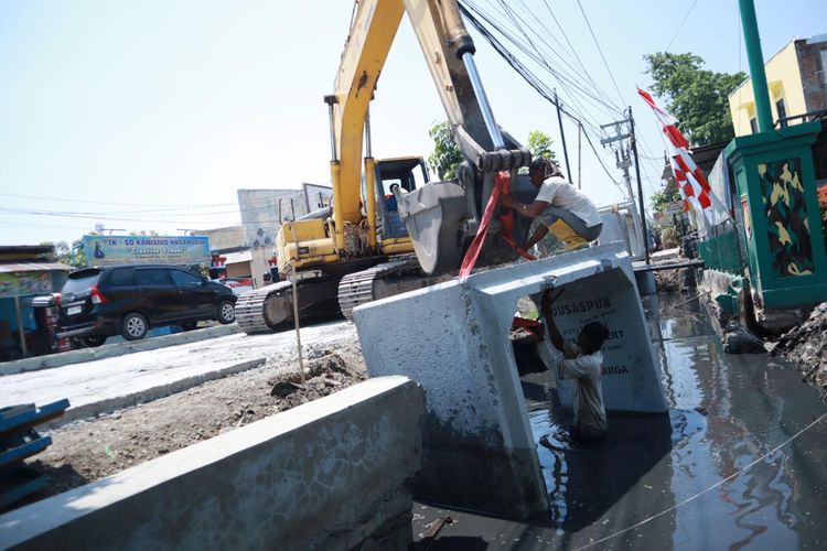 Pemkot Semarang jalankan sejumlah pembangunan untuk antisipasi banjir.