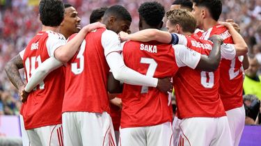 Arsenal Disebut Dekati Bek Muda PSG Emmanuel Mbemba
