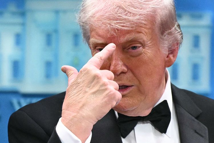 Trump Ancam Lenyapkan Iran dari Muka Bumi jika Serang Kapal AS di Hormuz