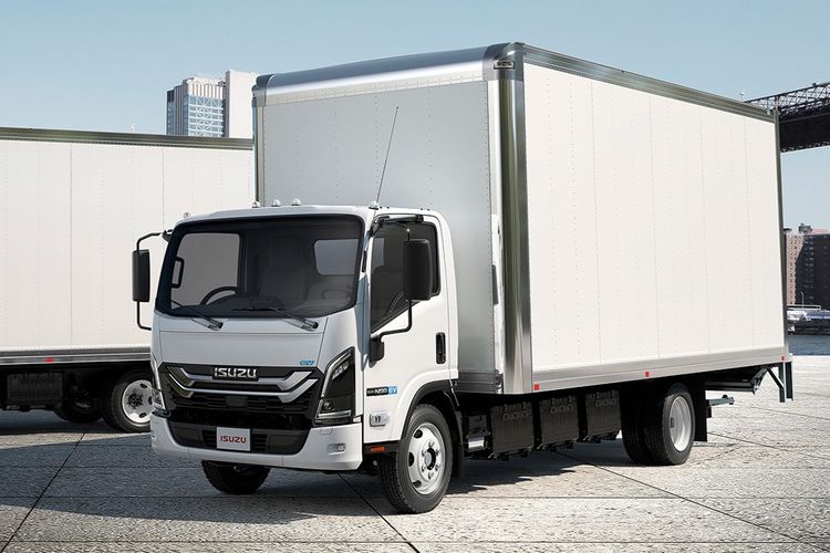 Truk listrik Isuzu Elf EV alias NRR-EV mulai diproduksi