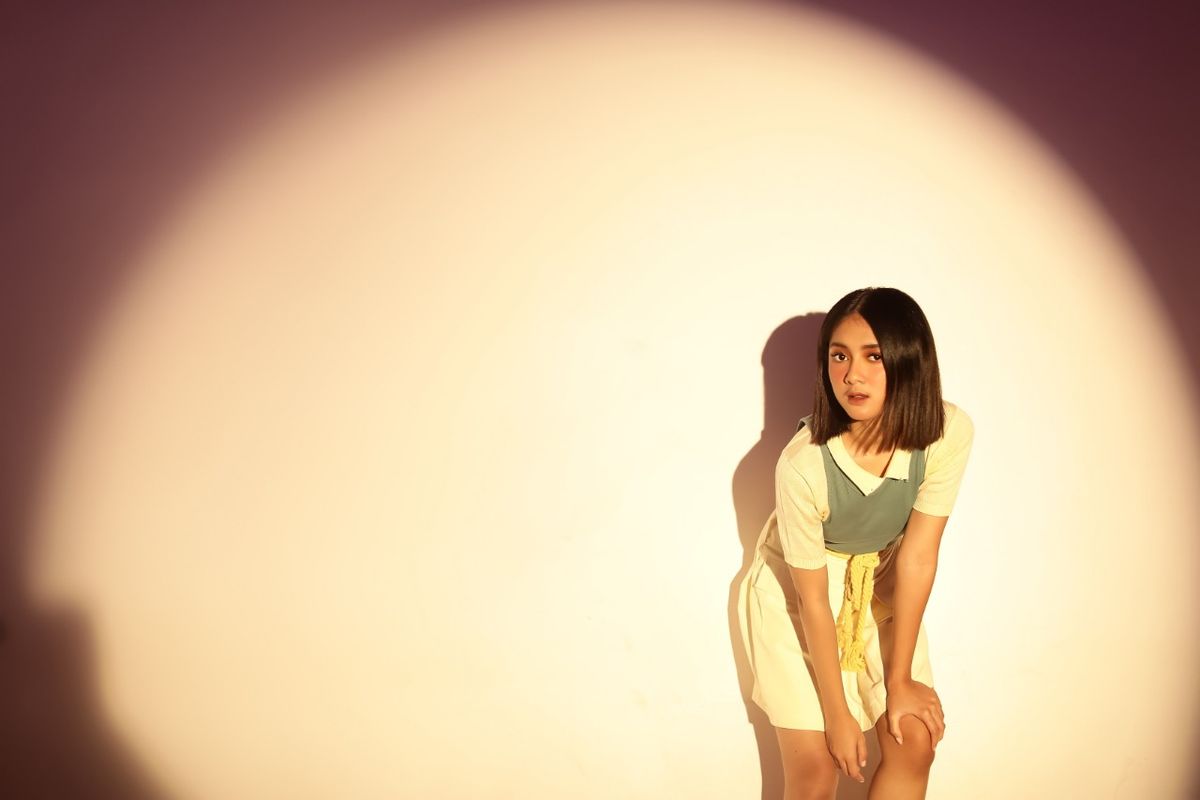 Rahmania Astrini baru saja merilis single kolaborasi berjudul Me Me We bersama beberapa penyanyi Asia. Lagu ini adalah lagu penyemangat bagi masyarakat yang terdampak Covid-19.