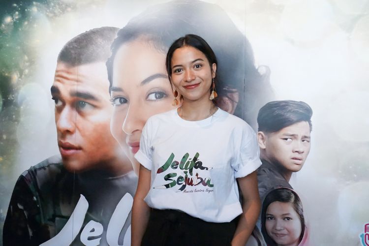 Artis peran Putri Marino dalam jumpa pers film Jelita Sejuba di Ecology Kemang, Jakarta Selatan, Rabu (7/3/2018).