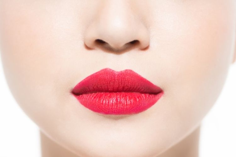 Lipstik Yang Ikut Warna Darah - LIPSTIKA