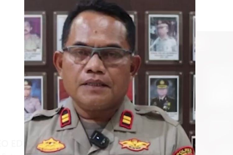 Iptu Rudiana, ayah Muhammad Rizky Rudiana alias Eki, pacar Vina yang juga dibunuh geng motor di Cirebon, Jawa Barat, pada tahun 2016, akhirnya muncul memberikan penjelasan.