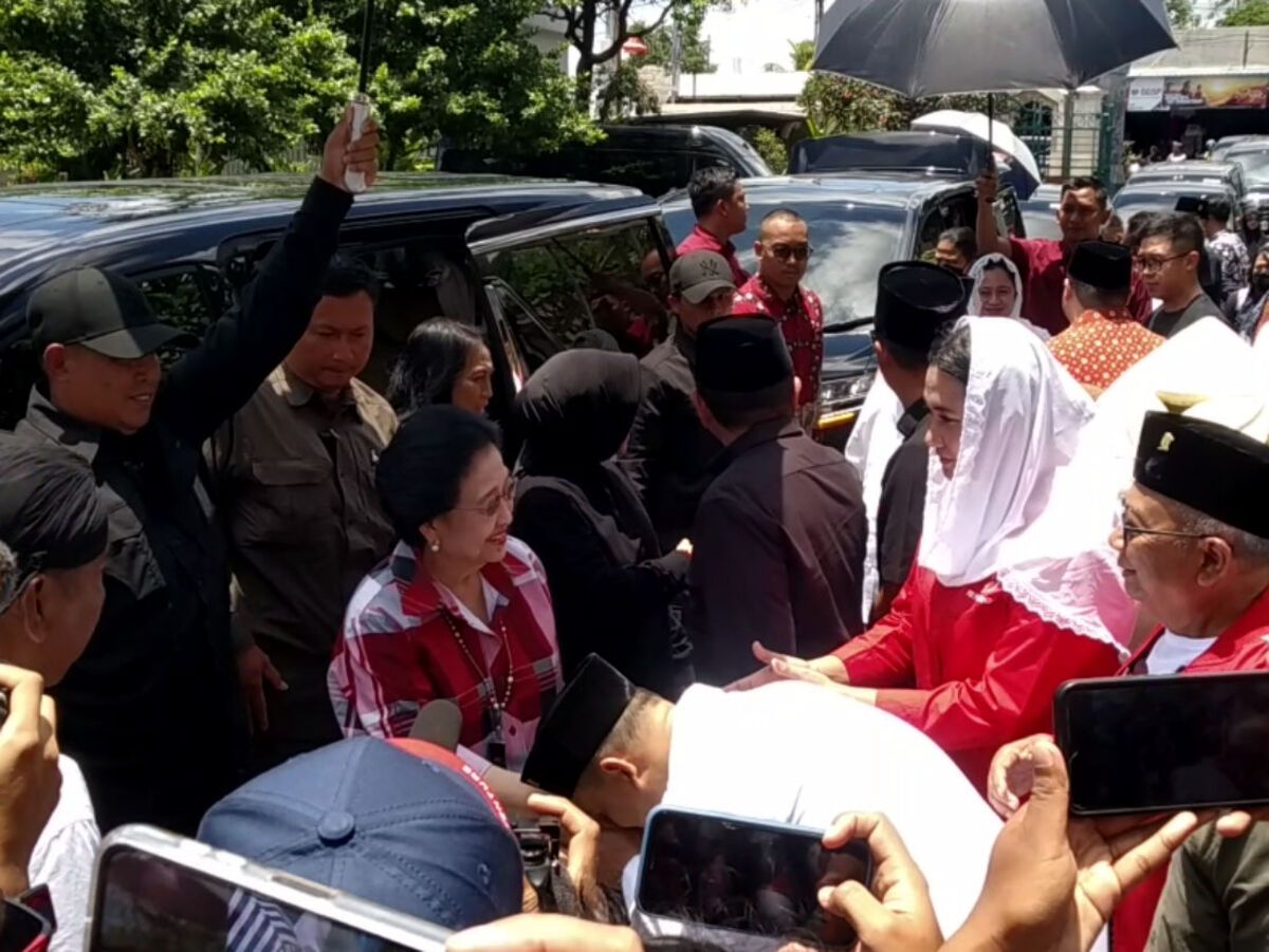 5 Hari Jelang Pemungutan Suara, Megawati Ziarah ke Makam Bung Karno